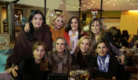  Rocío Espinosa, Isabel Carrillo, Sabrina Gaviño, Ana Lila Von Der Meden, Lorena Robles, Diana Barba, Gaby Cantú y Graciela Torres.
