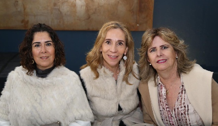  Sandra Galván , Gaby Cantú y Rosy Somohano.