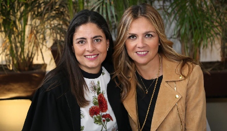 Rocío Ortuño y Bety Villegas.