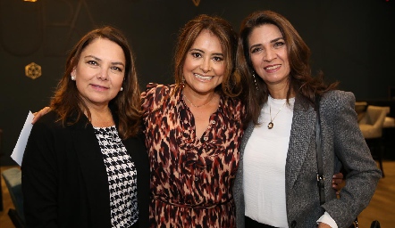  Marisa González, Paty Lara y Lourdes Velázquez.