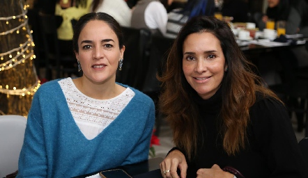  Nancy Puente y Gabriela Estrada.