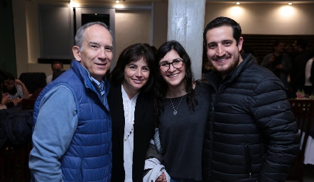 Alfonso Galán, Pita Retes, Sofía y Fer Espinosa.