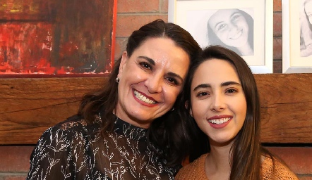  Guadalupe Bárcena y Lorena Cuadra.