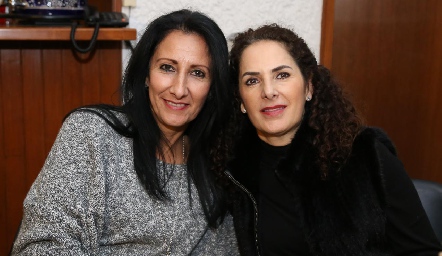  Patricia Rodríguez y Alejandra Meade.