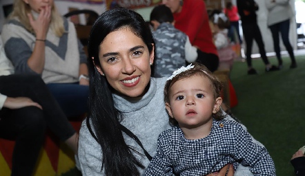  Silvia Araiza y Carlota.