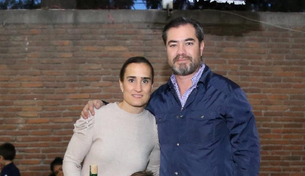 Luza González y Fernando Azcona con Paulo.