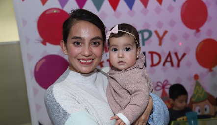  Mirna Liñán y Loretta.