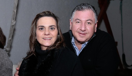 Claudette Mahbub y Rodrigo Villasana.