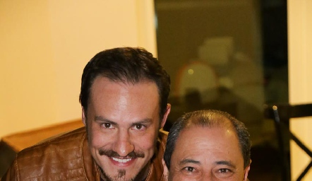  Pato y su papá Héctor Valle.