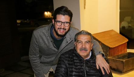 José Benavente y su papá.
