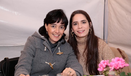  Marusa Maza y Guada Álvarez.