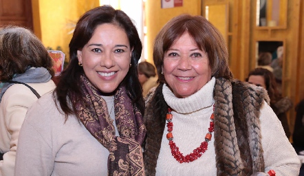  Marcela Batres y Malusa Alcocer.