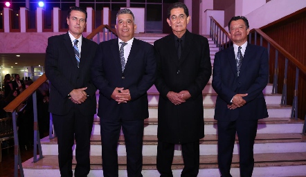  El Consejo de Administración del Club Deportivo Potosino: Luis Fernández, Fernando Martínez, Luciano Durán y Antonio Aguilar.