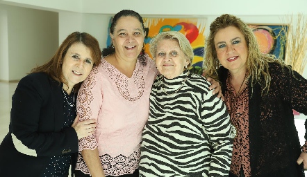  Norma Soriano, Tita Meade, Lety Martínez y Luz Elena Solana.