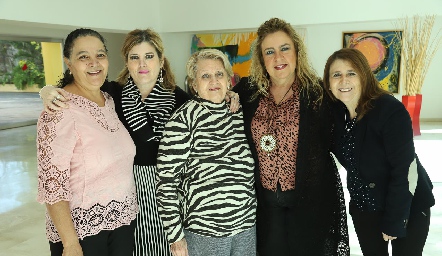  Tita Meade, Silvia Foyo, Lety Martínez, Luz Elena Solana y Laura Cárdenas.