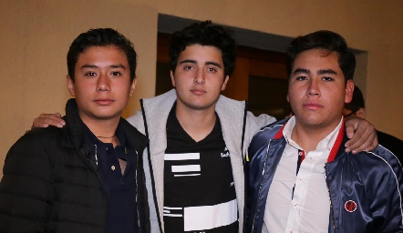 Jorge Cabrera, Rodrigo Valadez y Rogelio Olvera.