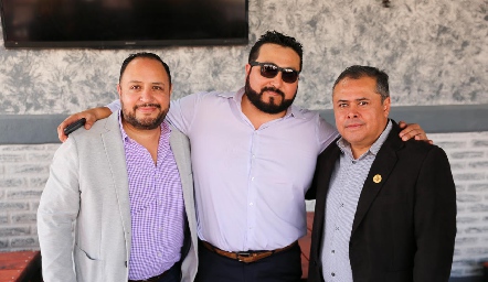  Luis Alberto González Olvera, Romey Ledesma y Juan Carlos Banda Calderón.