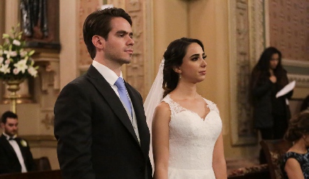  Eduardo Álvarez y Lorena Cuadra, ya son esposos.
