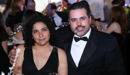  Paola López y Octavio Barriga.