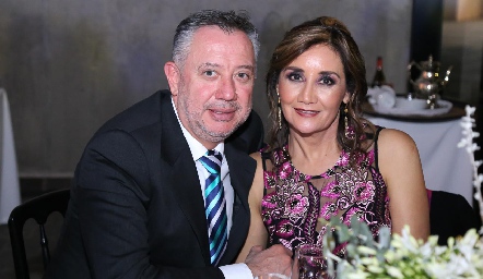  Humberto Berrones y Gina García.