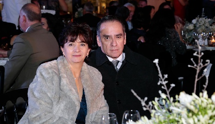  Marilu Lasso de la Vega y Pablo López.