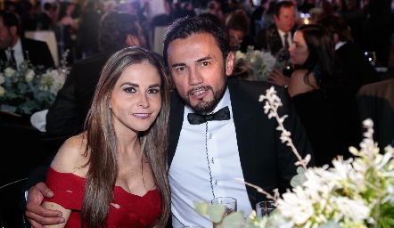  Alejandra Gómez y Hugo Zapata.