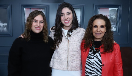 Malena Foyo, Suemi de Alba y Malena Hernández.