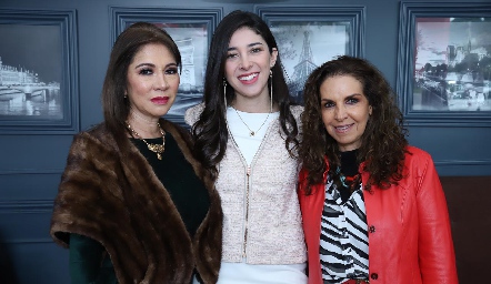  Elvia Chong, Suemi de Alba y Malena Hernández.