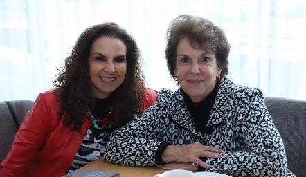  Malena Hernández y Magdalena González.