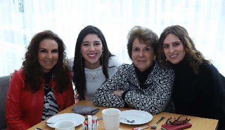  Malena Hernández, Suemi de Alba, Magdalena González y Malena Foyo.