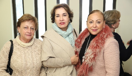  Elba Garza, Socko Ortiz y Rebeca Konishi.