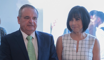  Alejandro Mancilla y Teresa Guerrero de Mancilla.