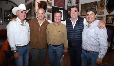  Rafael Olmos, Eugenio Torre, Rodrigo Gómez, Javier Gómez y Francisco Leos.