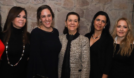  Elsa Tamex, Ale Garelli, July Sarquis, Mely Mahbub y Claudia del Pozo.