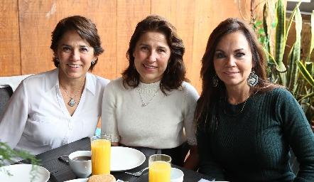  Lucía Rangel, Verónica Rangel y Elsa Tamez.
