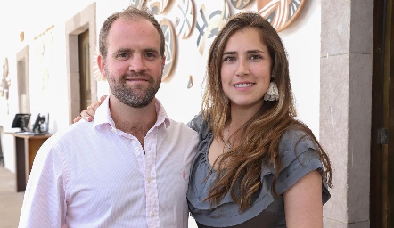  Rodrigo Aranda y Carmelita Berrueta de Aranda.