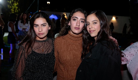 Isabela Medina, Luciana Abud y Ximena Delsol.
