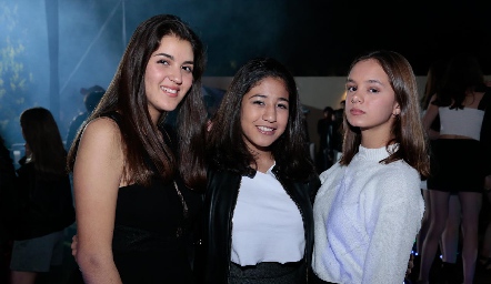  Natalia Gómez, Sofi Aranda y Montse Loyo.