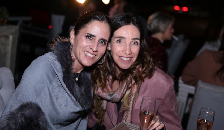  Griselda Ruiz y Mary Carmen Casas.