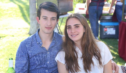  Jorge Lomelí y Ana Isabel Revuelta.