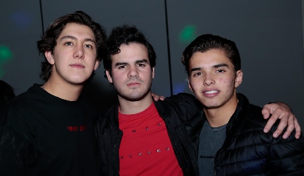 Daniel Villarreal, Jero Gómez y Gonzalo Alcalde.