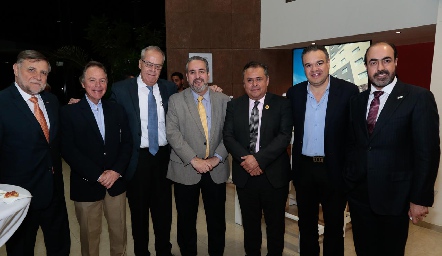  Jorge Viramontes, Jorge Meade, Eduardo Medina, Jorge del Castillo, Juan Carlos Banda, Esaú Magallanes y Gustavo Puente.