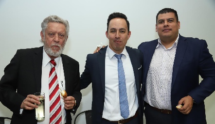  Víctor Rosas, Miguel Alburquerque y Antonio Sánchez.