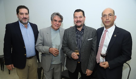  Fernando Macías, Víctor Huerta, Carlos Díaz y Jorge Guerra.