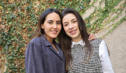 Ana Sofía Ayech y Ana Gaby Alba.