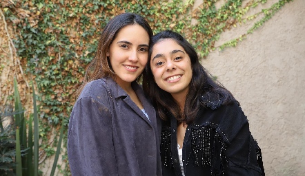 Ana Sofía Ayech y Paula Navarro.