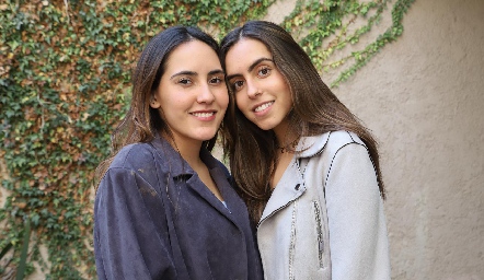 Ana Sofía Ayech y Laura Ayala.