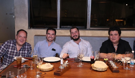  Gonzalo Serrano, Alejandro Mancilla, Carlos González y Edgardo Franco.