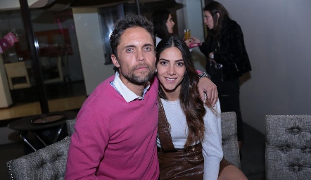  Luis Mario Fuentes y Elsa Santoyo.