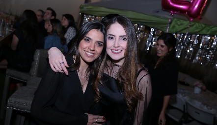  Montse Purata y Fernanda Chávez.